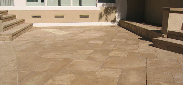 La Quinta brick travertine paver repair